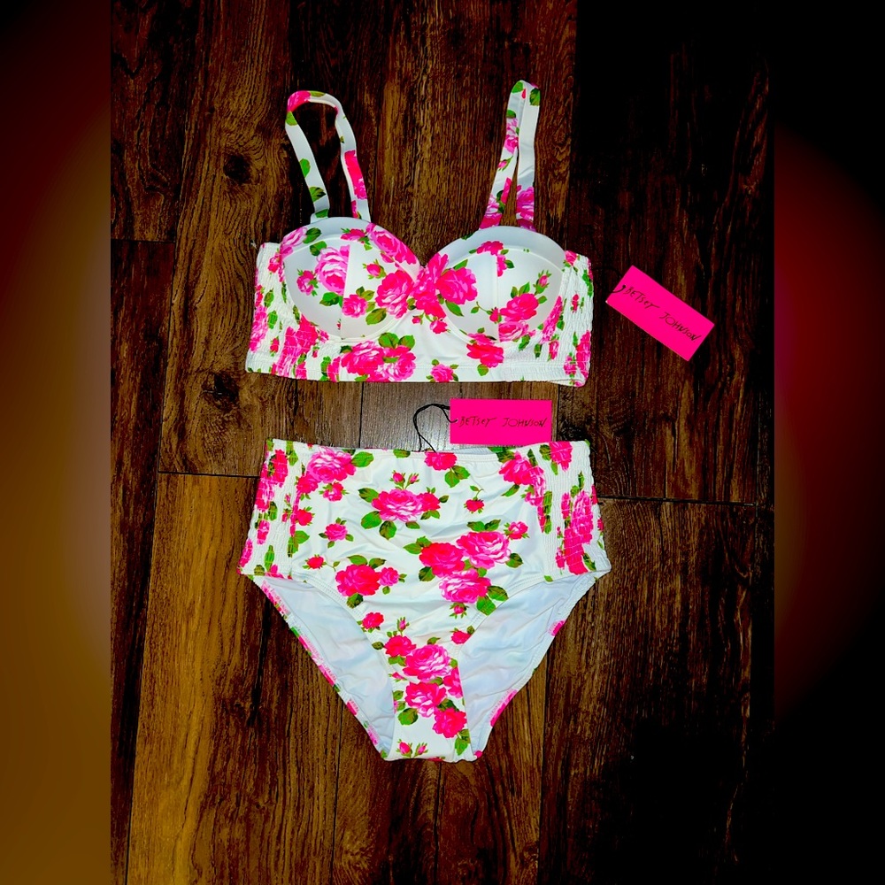 NWT Betsey Johnson Size SMALL 2PC Corset Bikini With Side Smocking.